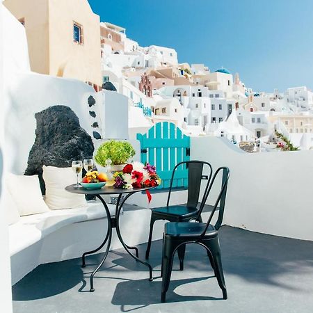 Blessed Blue Boutique Cave Suite Oia  Exterior photo