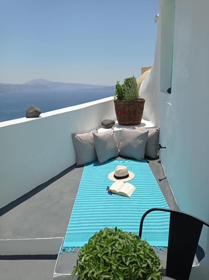 Blessed Blue Boutique Cave Suite Oia  Exterior photo