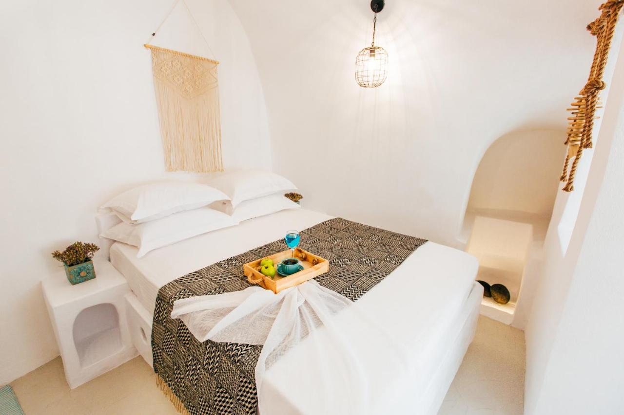 Blessed Blue Boutique Cave Suite Oia  Exterior photo