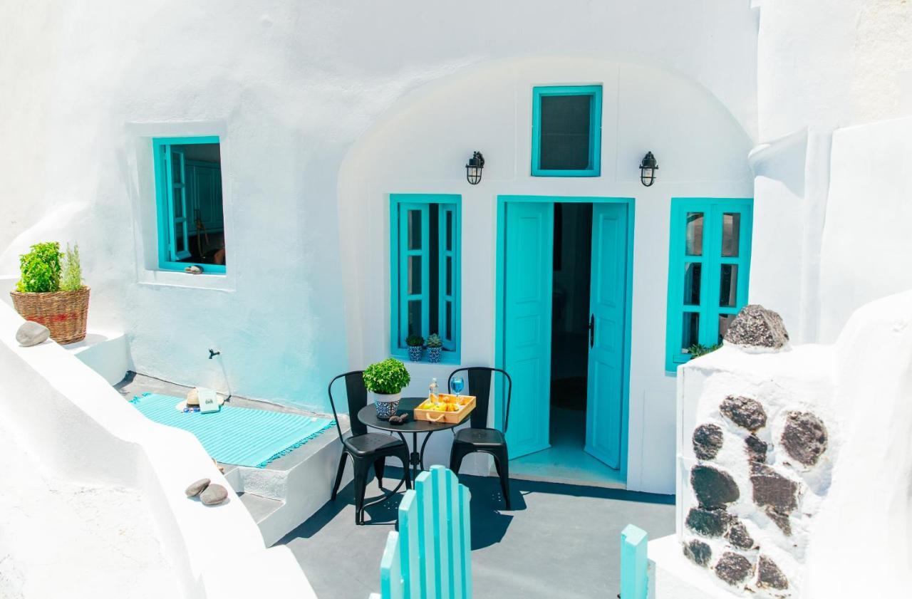 Blessed Blue Boutique Cave Suite Oia  Exterior photo