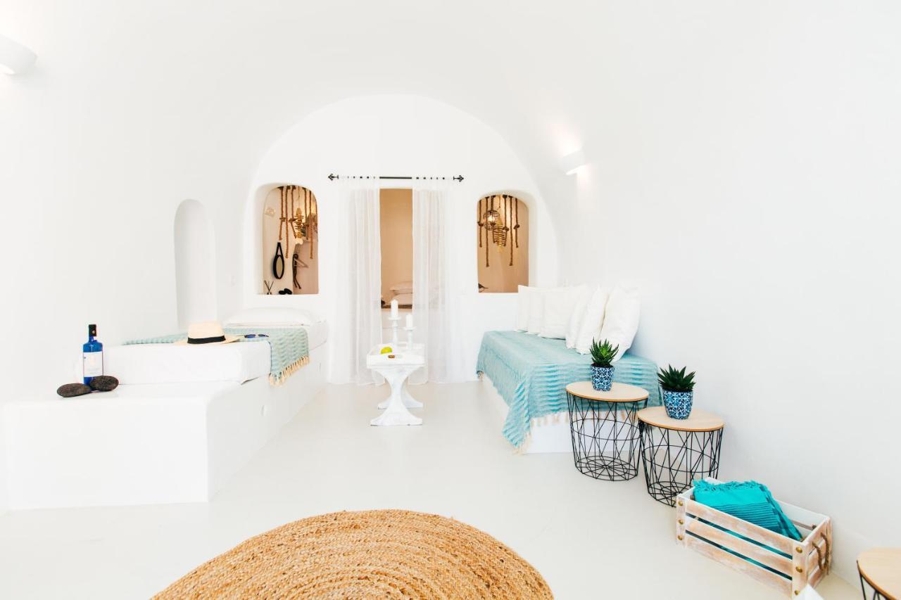 Blessed Blue Boutique Cave Suite Oia  Exterior photo
