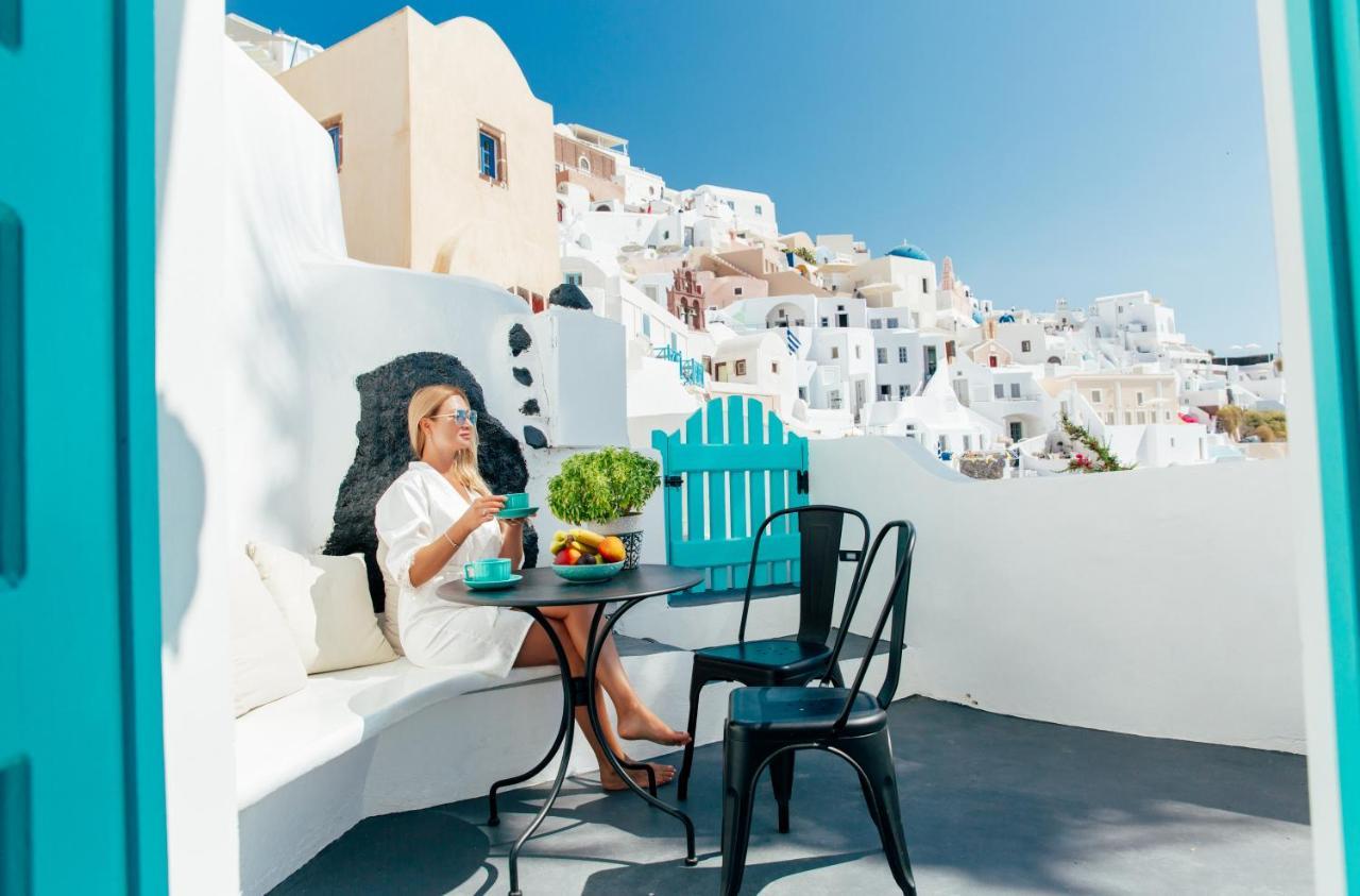 Blessed Blue Boutique Cave Suite Oia  Exterior photo